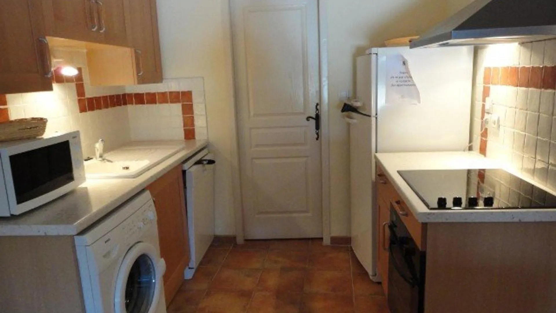 Apartment Studio Charmant Au Coeur De Valensole Avec Acces Piscine - Fr-1-822-1 Brunet